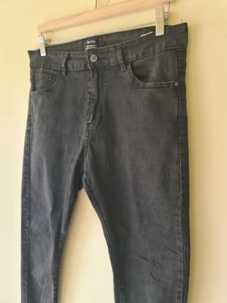 Calças de Ganga Pretas Bershka Super Skinny Fit 42