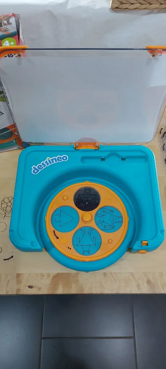 Pizarra infantil Dessineo Diset