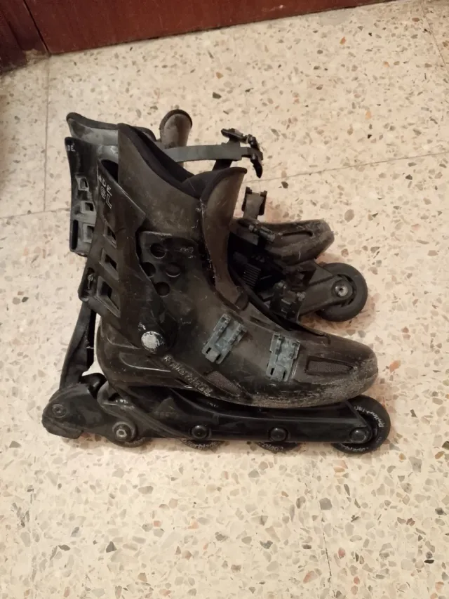 Patines en línea negros