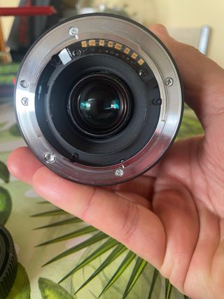 Objetivo Tamron DiII AF 11-18 4,5-5,6 $77 A13