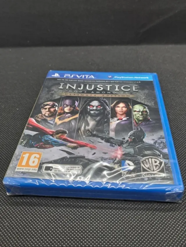 Injustice Gods Among Us Ultimate Edition PS Vita