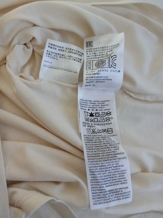 levi's tshirt size S beige