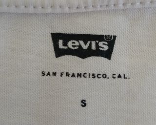 levi's tshirt size S beige