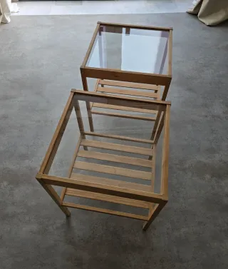 Mesa auxiliar bambú y cristal