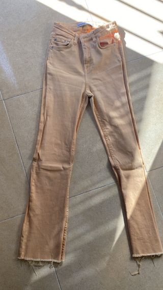 Pantalones campana Bershka naranja