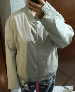 Chaqueta bomber gris