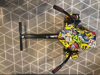 Hoverboard con diseño graffiti