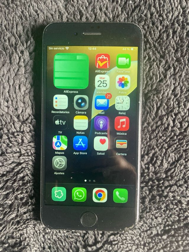 iPhone SE 2020 100% Batteria