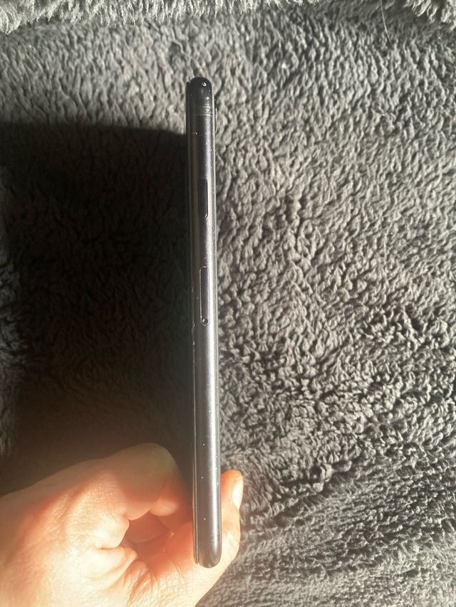 iPhone SE 2020 100% Batteria