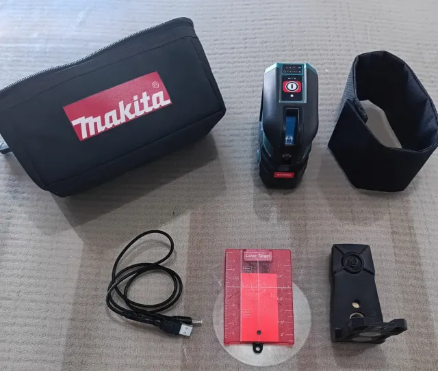 Nivel Láser Makita SK105D Rojo