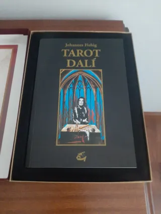 Tarot Dali. Edición exclusiva Limitada.