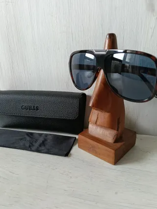 Occhiali da sole Guess