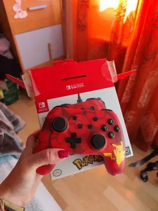 Mando Nintendo Switch Pokémon