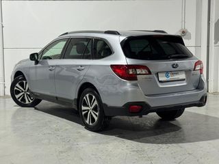 Subaru Outback 2.5i Executive Silver Edition CVT AWD