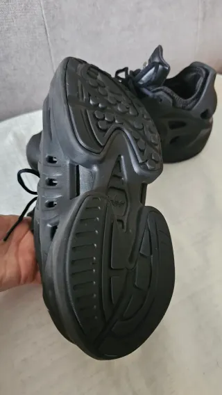 Zapatillas Adidas Adifom