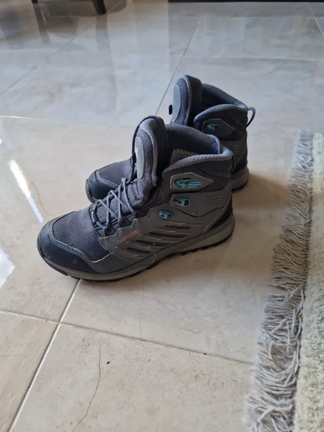 Botas de montanha LOWA Tamanho 39.5