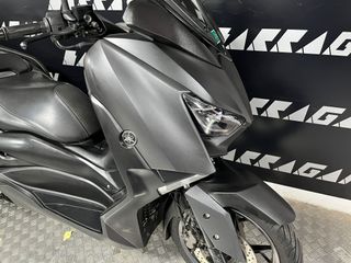 Yamaha XMAX 300