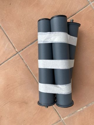 Somier con patas de madera y metal