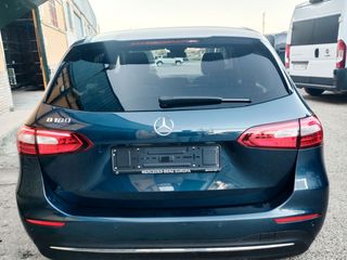 Mercedes-Benz Clase B 2022 21.000KM CAMBIO AUTOMAT