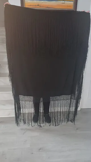 Mantón de Manila negro sin bordar