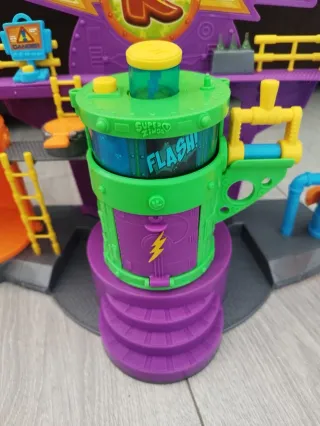 Superthings Kazoom Laboratorio