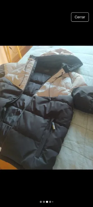 Abrigo acolchado Décimas XL beige y negro