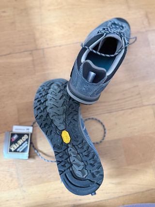 Zapatillas de montaña Asolo azules y grises