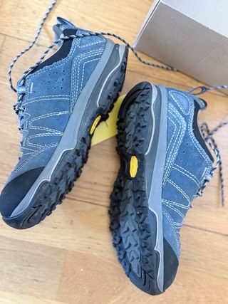 Zapatillas de montaña Asolo azules y grises