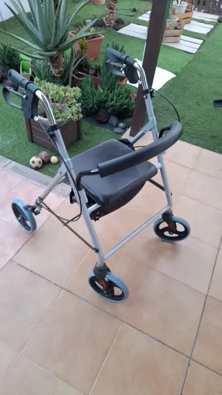 Andador Ortopédico Nuevo