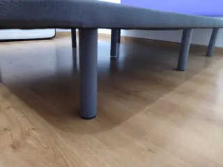 Cama 135 con cabecero morado