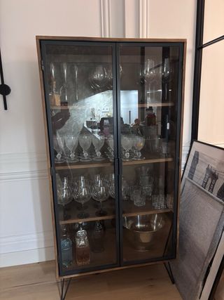 Vitrina Banak Madera y Cristal