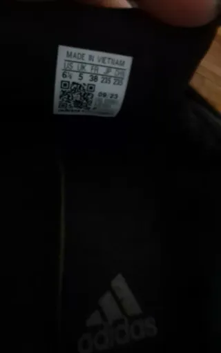 Sneakers Adidas nere taglia 38