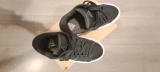 Sneakers Adidas nere taglia 38