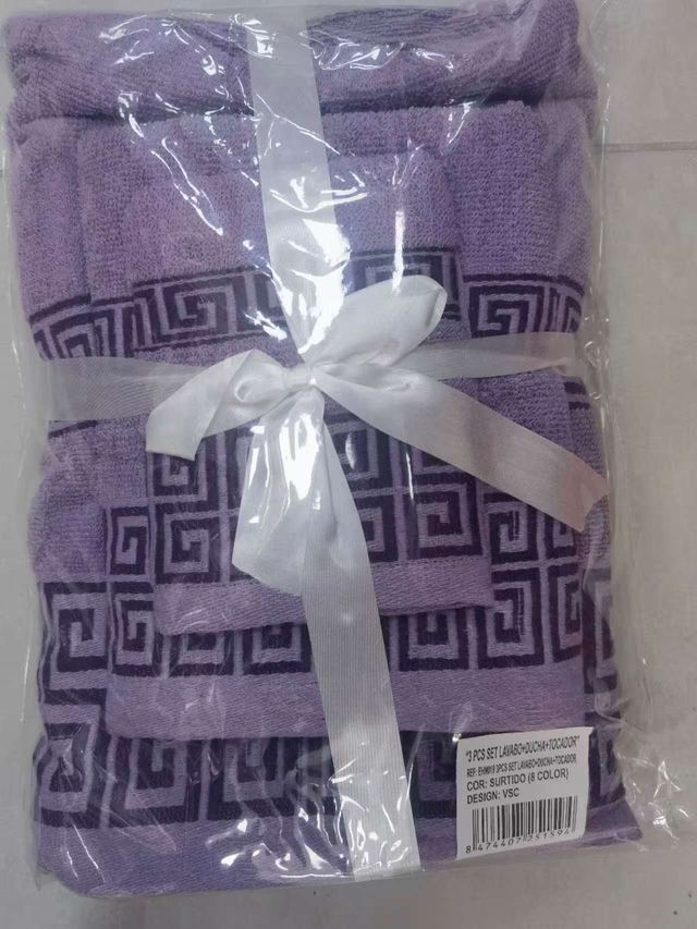 Juego toallas 3pcs lavabo +ducha +tocador 30*50 50
