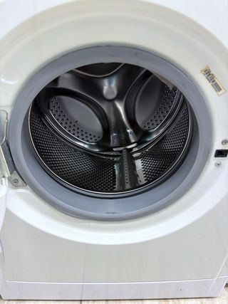 Lavadora Secadora Indesit 6KG/4KG