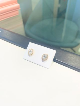Pendientes Oro 18K Circonitas Orla Oval