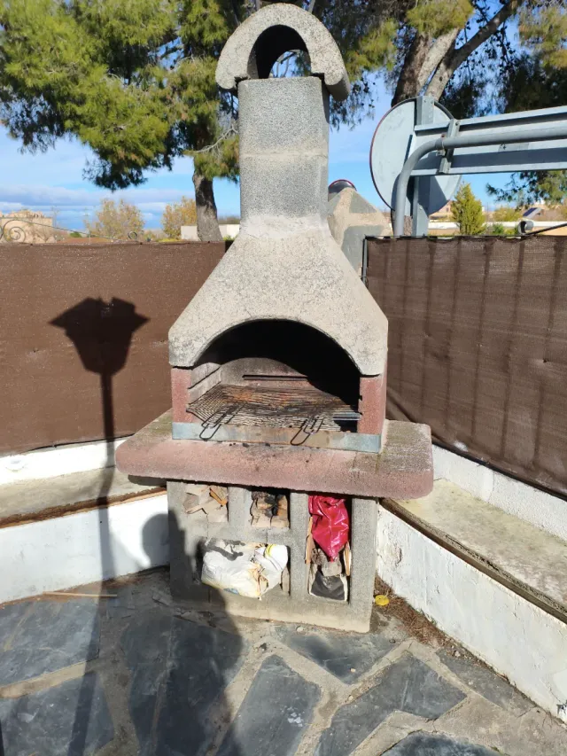 Barbacoa de Jardín Piedra y Metal