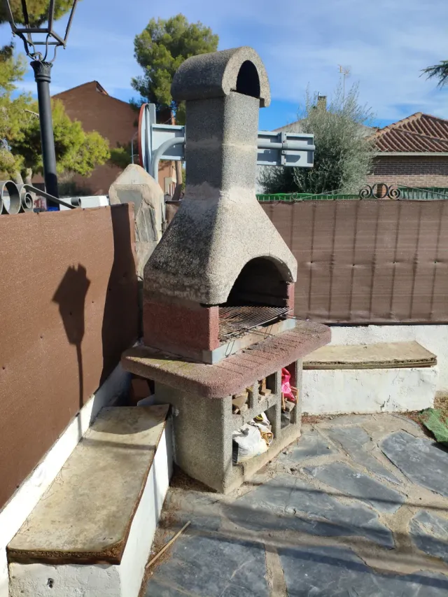 Barbacoa de Jardín Piedra y Metal