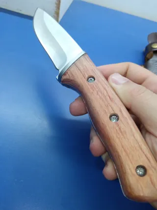 Cuchillo Bushcraft artesanal, caza camping