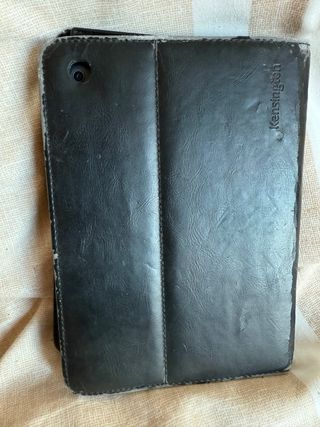 iPad Mini con Teclado Kensington y cargador