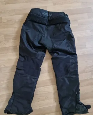 Conjunto traje chaqueta y pantalón moto