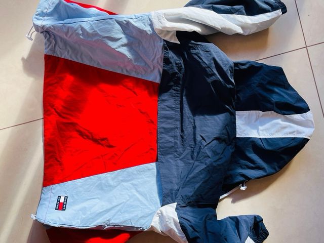 Chaqueta Tommy Jeans Color Block