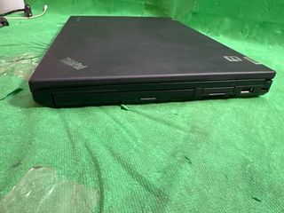 Lenovo Thinkpad T430 14” i5 2.6Ghz 320GB 8GB