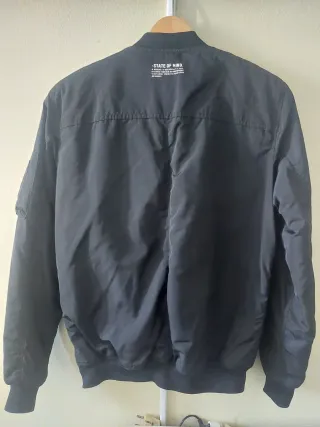 Chaqueta Bomber Pull&Bear Talla M Negra