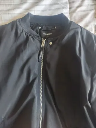 Chaqueta Bomber Pull&Bear Talla M Negra