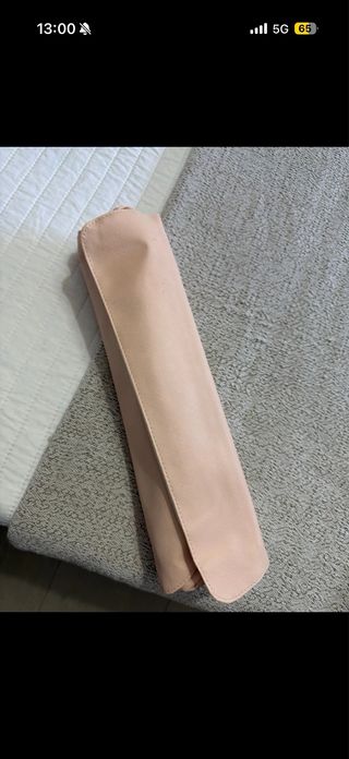 cepillo secador cecotec en su funda