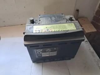 Batería Coche Aurgi H5 12V 62Ah 540A Gastada