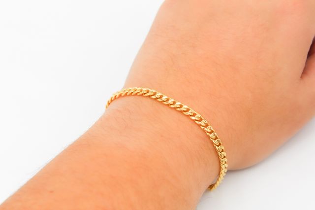 Pulsera De Oro De 18K.. Ref: 020-05-01048