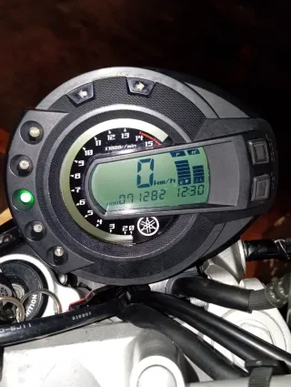 Yamaha FZ6-N Moto