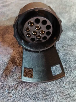 Adaptador Enchufe Remolque 7 a 13 Pines